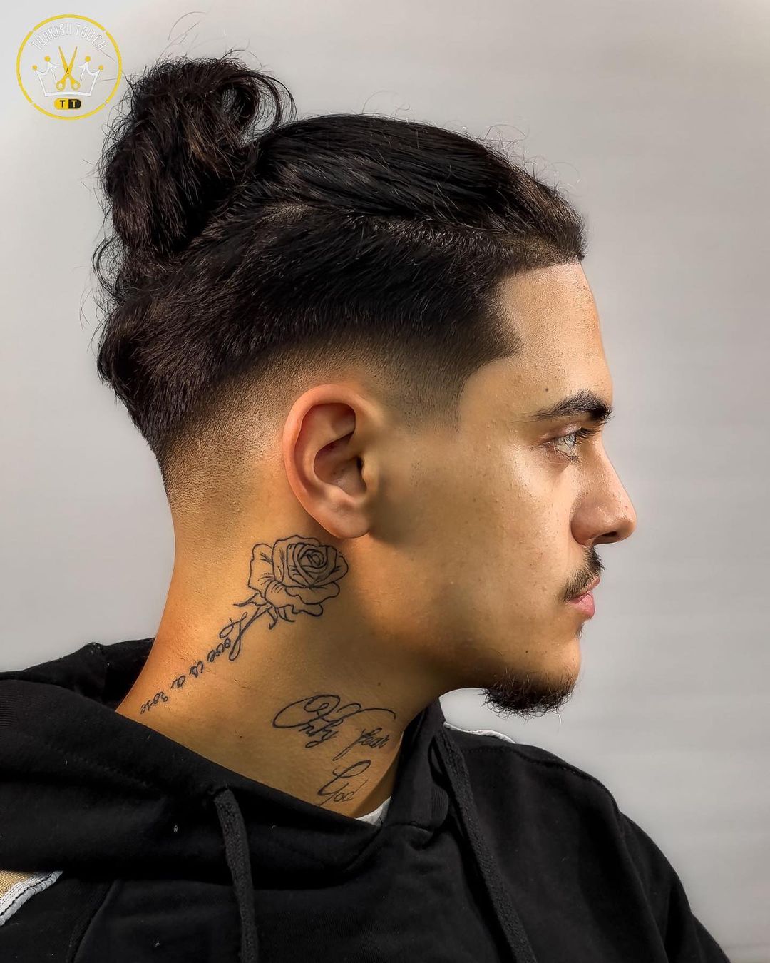 Undercut hair with low fade for long hair men