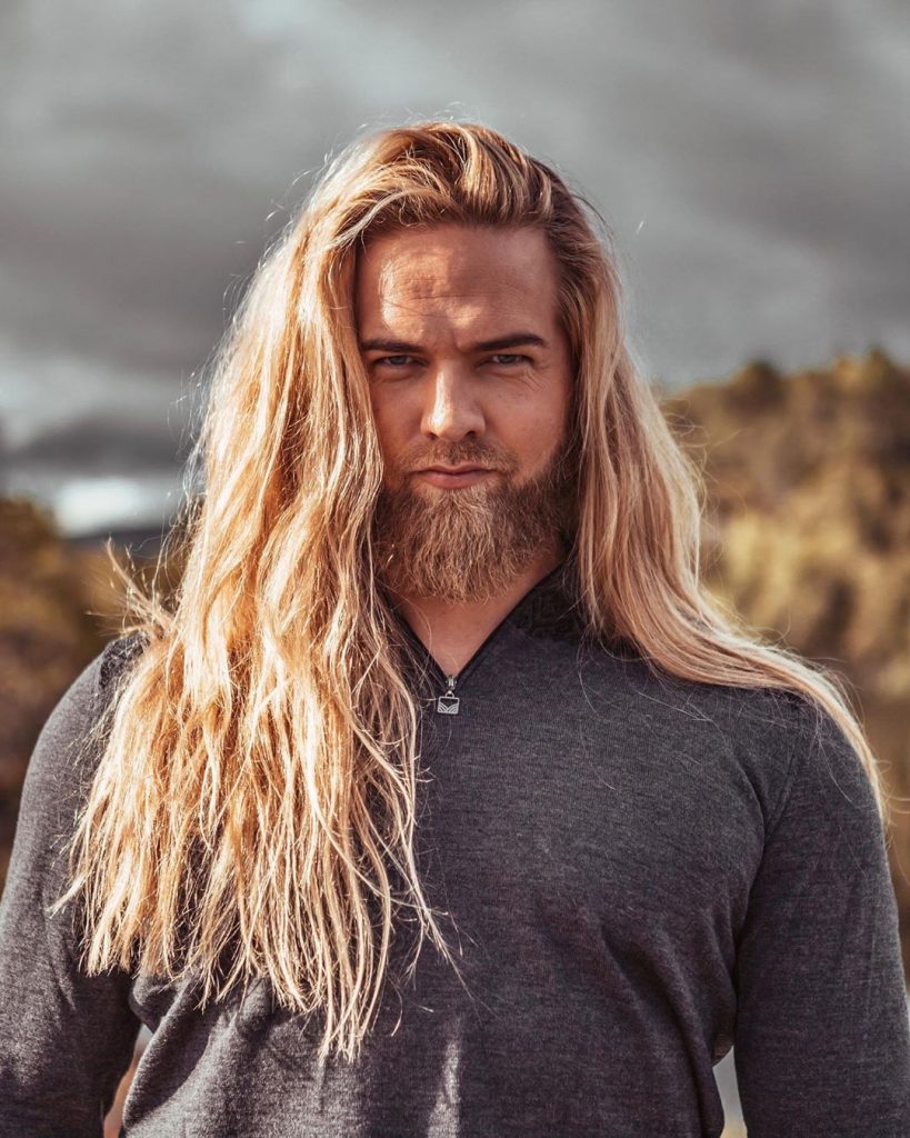 Very long hair haircuts for men