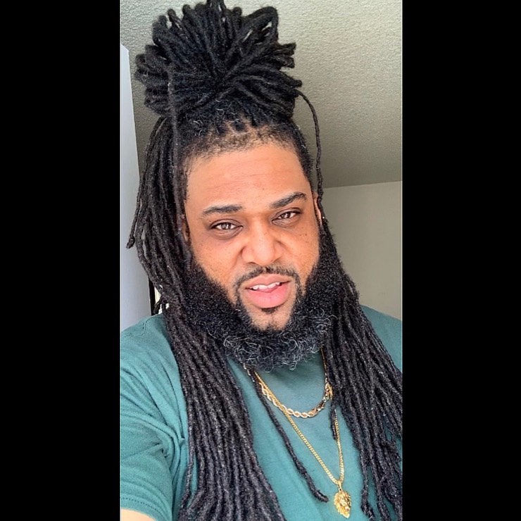 Dreadlocks man bun