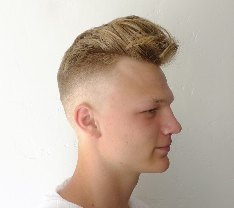 Textured Pomp